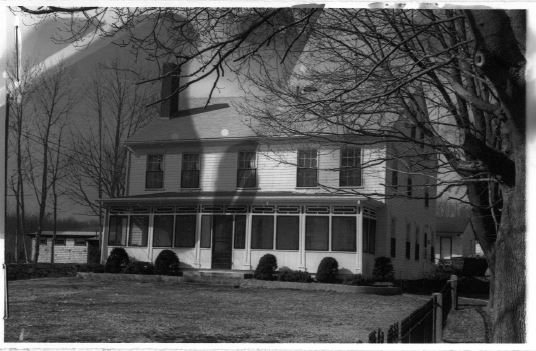 Iconic old black and white photos. - Picture of Kirby Ice House